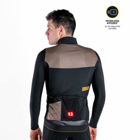 CHAQUETA CICLISMO CON LUZ LED SEGURIDAD